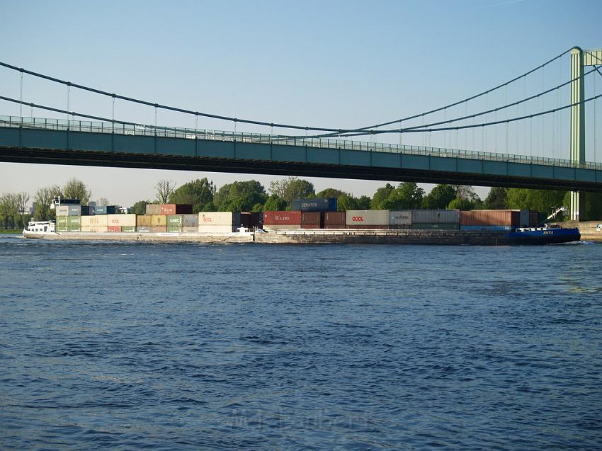 Schiffe Koeln P041.JPG